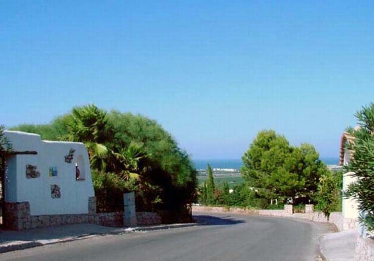 View-road-_-sea
